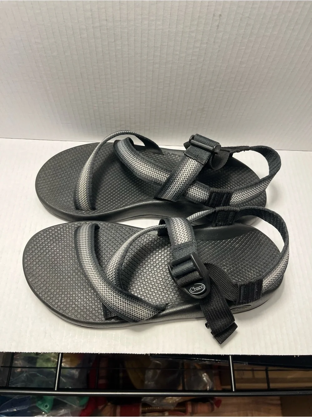 Chaco Men’s Gray and Black Adjustable Outdoor Sandals Sz 10